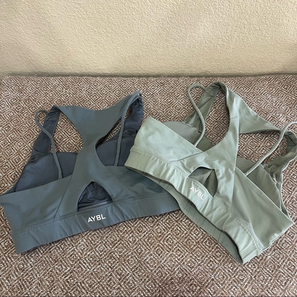 AYBL Green Sage CORE SPORT BRA Sz L Bundle Of 2 Outdoor Gym Casual Gorpcore - Picture 2 of 13